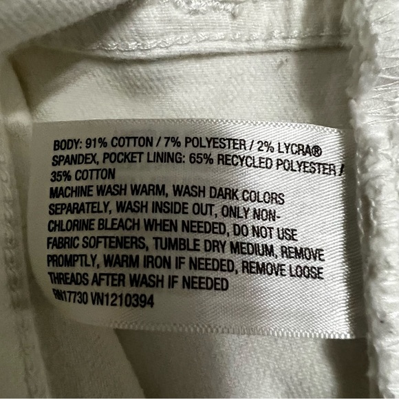 UNIVERSAL THREAD SHORTS WHITE - Picture 10 of 10